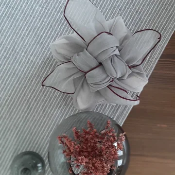 꽃과 함께한 보자기 상차림